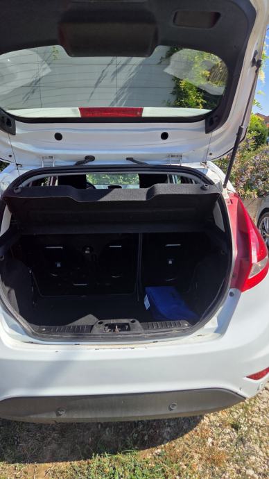 Ford Fiesta 1,6, fotografija 8