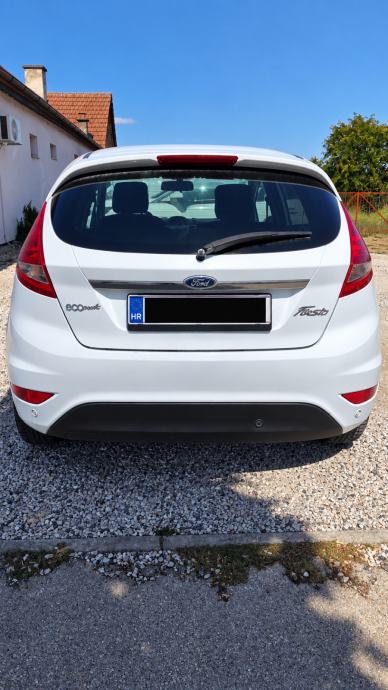 Ford Fiesta 1,6, fotografija 4