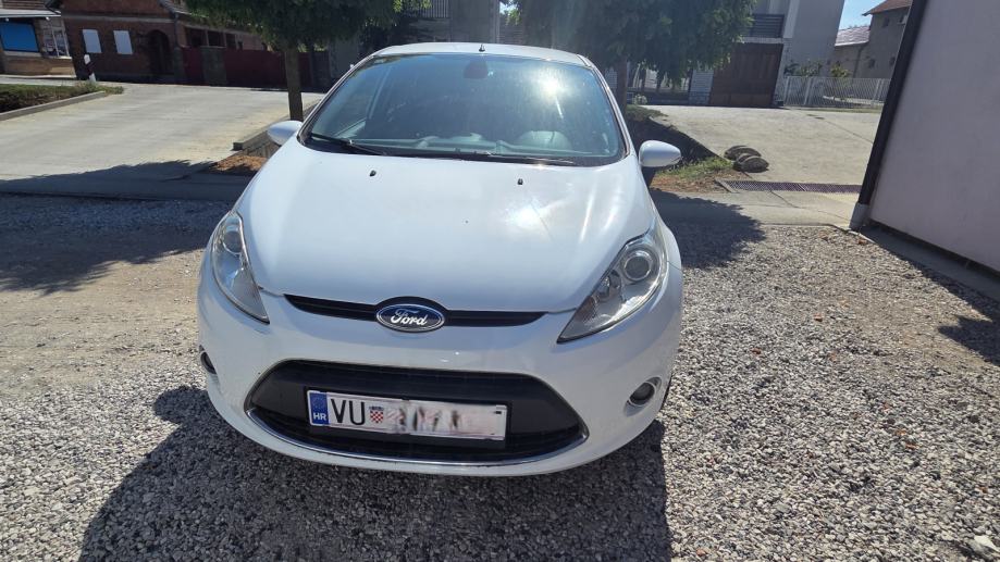 Ford Fiesta 1,6, fotografija 3