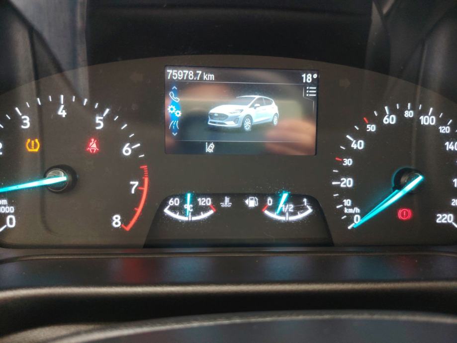 Ford Fiesta CONNECTED 1.1I 75KS 5V, fotografija 17