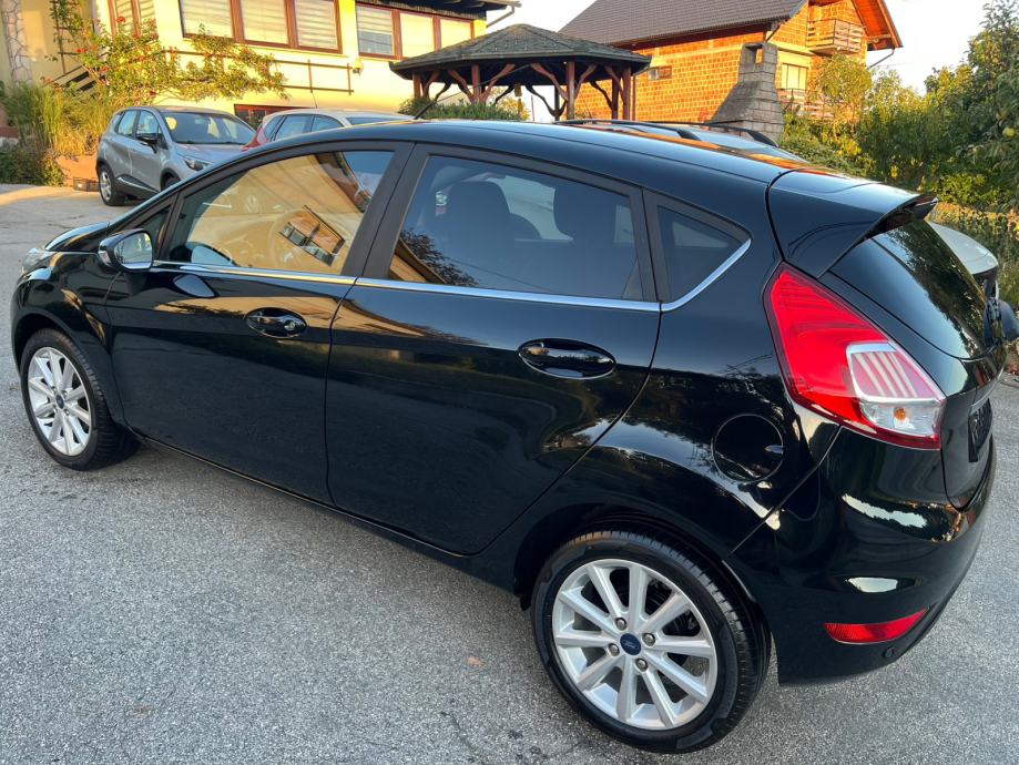 Ford Fiesta Titanium 1.0 Benz, 80ks, 2016., samo 90tkm, Top stanje, fotografija 4