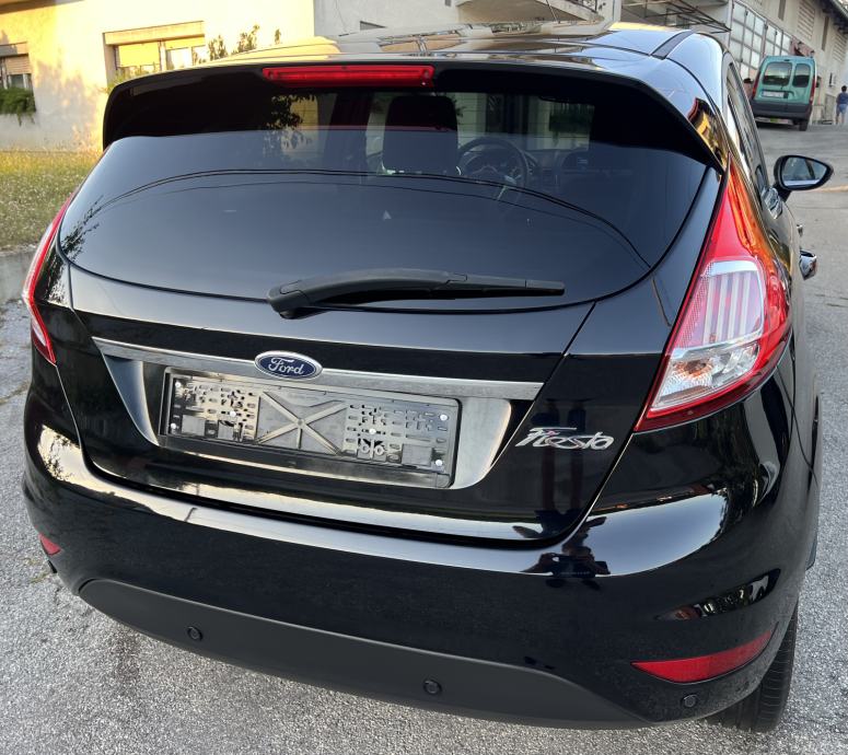 Ford Fiesta Titanium 1.0 Benz, 80ks, 2016., samo 90tkm, Top stanje, fotografija 6