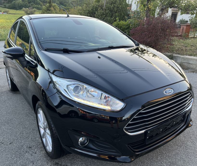 Ford Fiesta Titanium 1.0 Benz, 80ks, 2016., samo 90tkm, Top stanje, fotografija 9