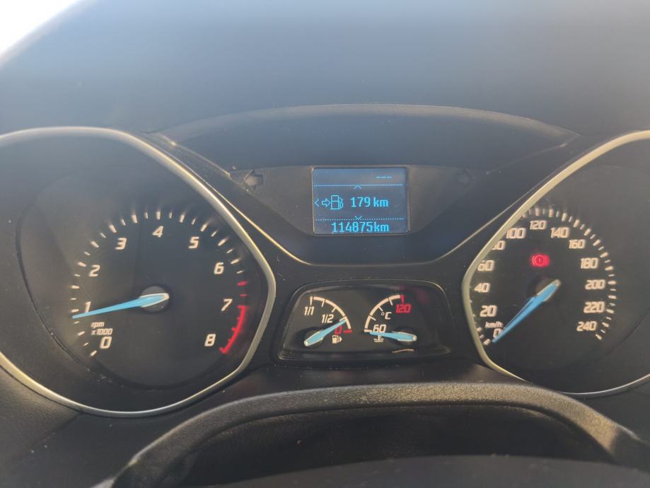 Ford Focus 1.0 EcoBoost, fotografija 10