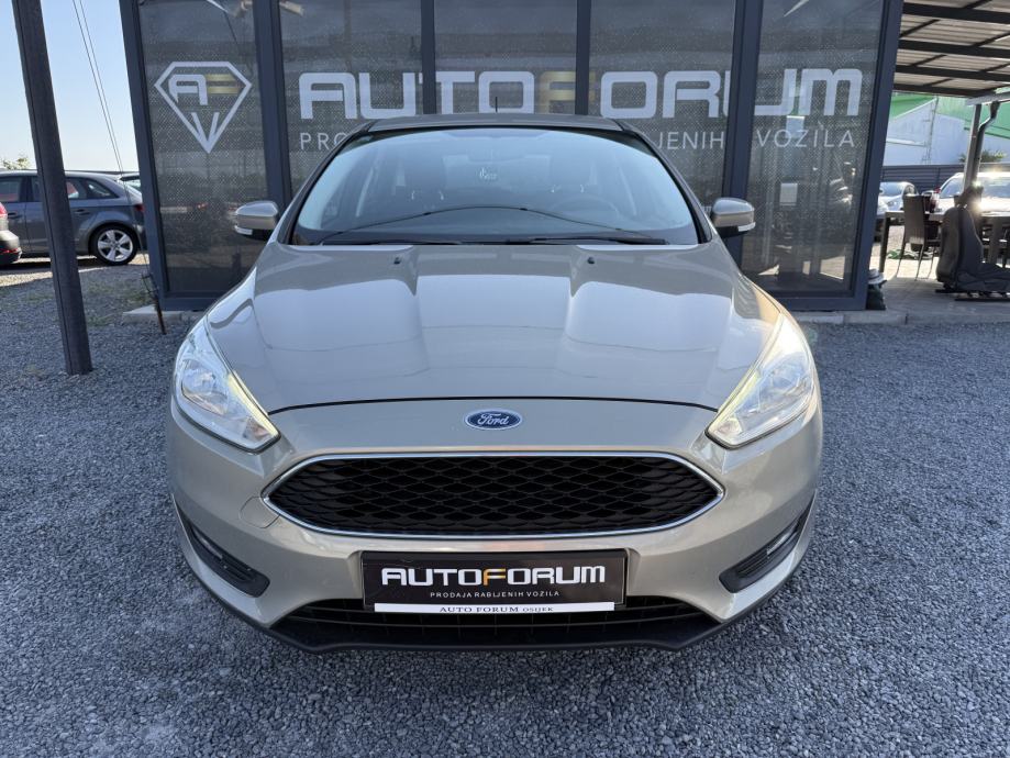 Ford Focus 1,0 GTDi ** HR AUTO, NA IME KUPCA, REG 2/27, JAMSTVO **, fotografija 2