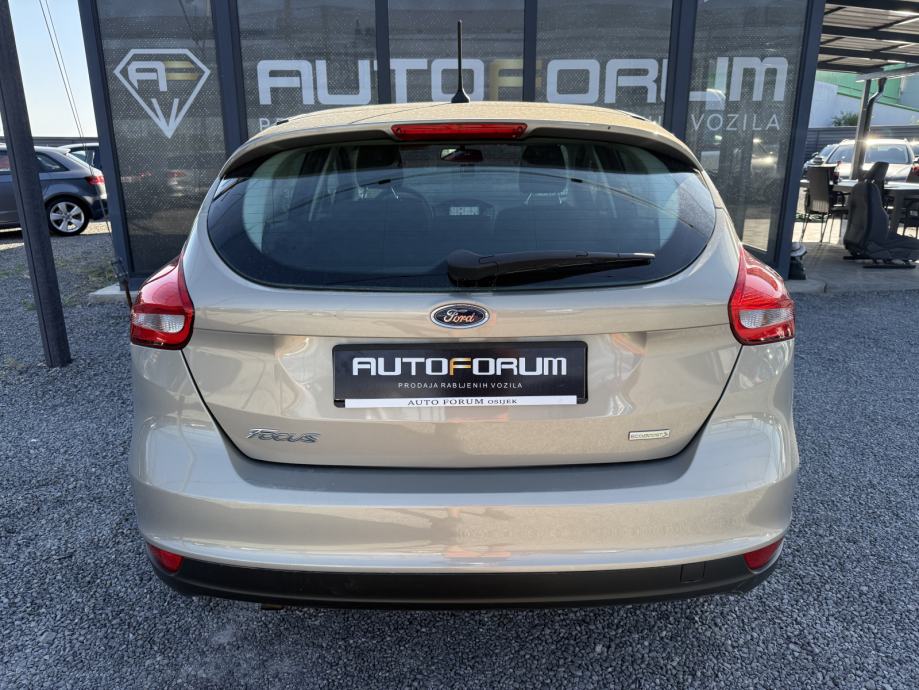 Ford Focus 1,0 GTDi ** HR AUTO, NA IME KUPCA, REG 2/27, JAMSTVO **, fotografija 5