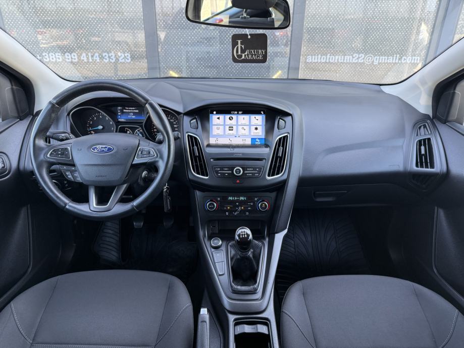 Ford Focus 1,0 GTDi ** HR AUTO, NA IME KUPCA, REG 2/27, JAMSTVO **, fotografija 10