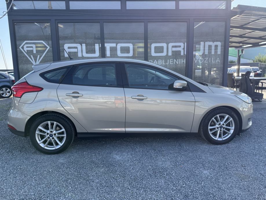 Ford Focus 1,0 GTDi ** HR AUTO, NA IME KUPCA, REG 2/27, JAMSTVO **, fotografija 8
