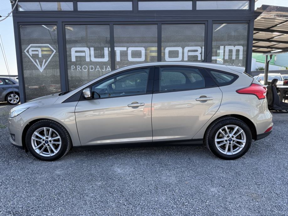 Ford Focus 1,0 GTDi ** HR AUTO, NA IME KUPCA, REG 2/27, JAMSTVO **, fotografija 7
