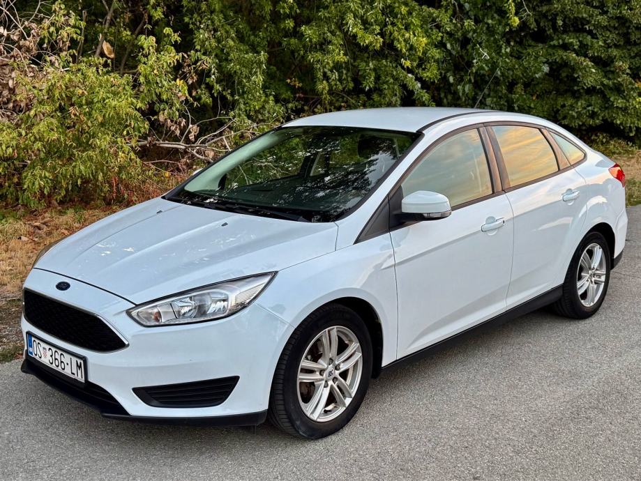 FORD FOCUS 1,0 GTDI,PRVI VLASNIK,,2016 KUPLJEN U GRAND FORD OSIJEK, fotografija 3