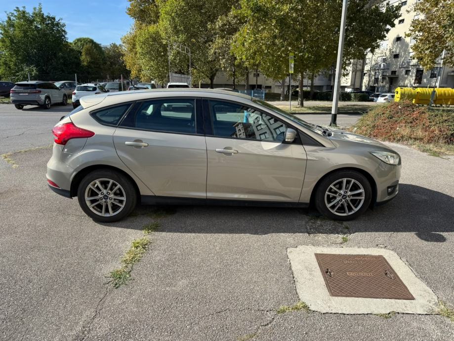 Ford Focus 1,0 GTDi, fotografija 3