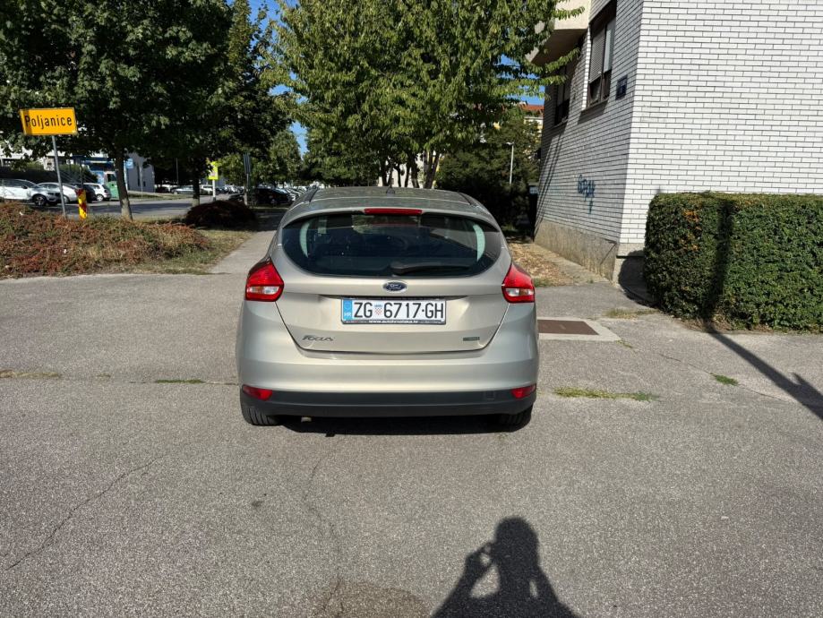 Ford Focus 1,0 GTDi, fotografija 5