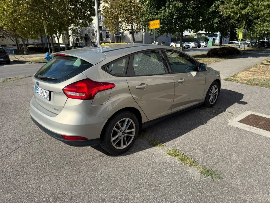 Ford Focus 1,0 GTDi, fotografija 7