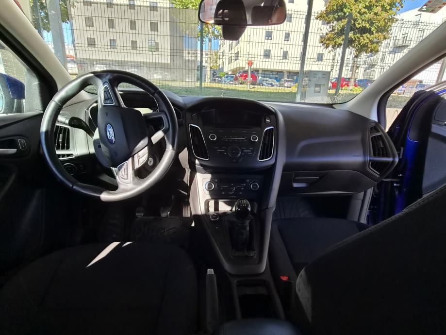 Ford Focus 1,0 GTDi, fotografija 10
