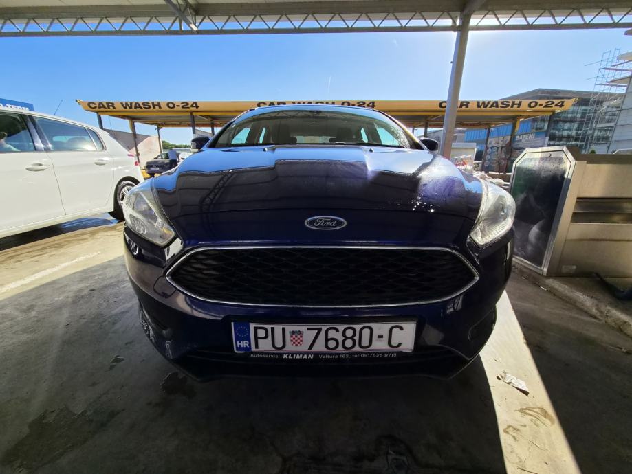 Ford Focus 1,0 GTDi, fotografija 3