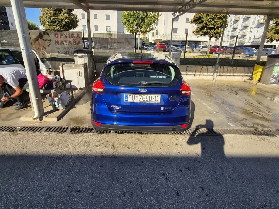 Ford Focus 1,0 GTDi, fotografija 5