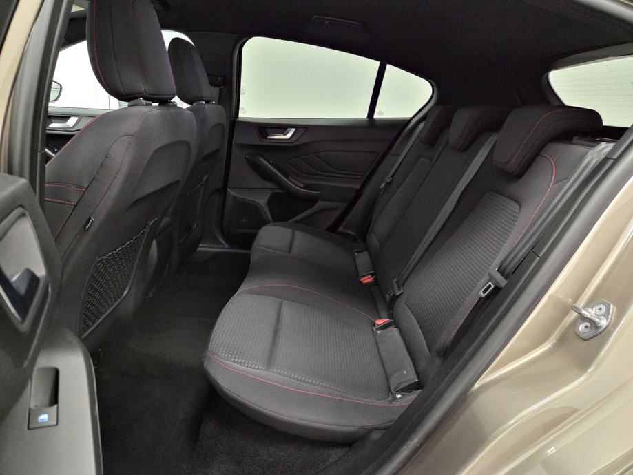 Ford Focus 1,0 GTDi ST LINE, NAVI, PARKPILOT, KAMERA, GARANCIJA NA KM, fotografija 13