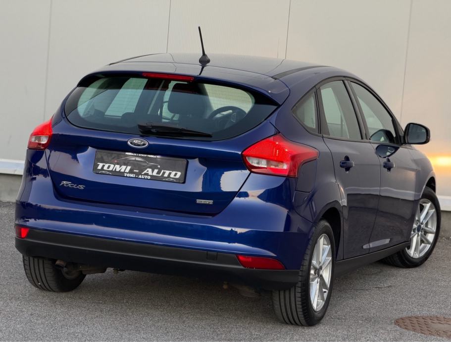 FORD FOCUS 1.0GTDI-HR.AUTO-1.VLASNIK-REGISTRIRAN-TEMPOMAT-KLIMA-, fotografija 4