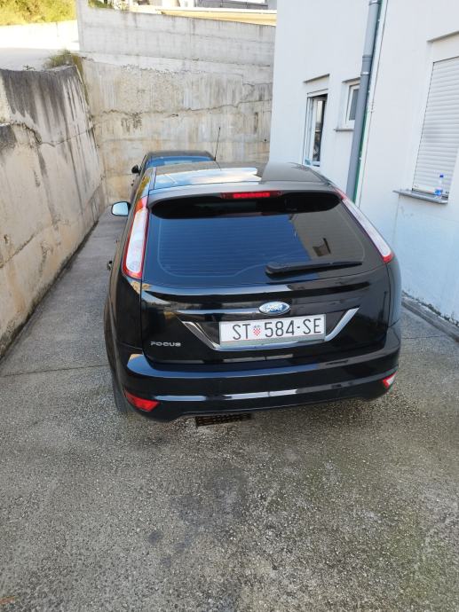 Ford Focus 1,4, fotografija 9
