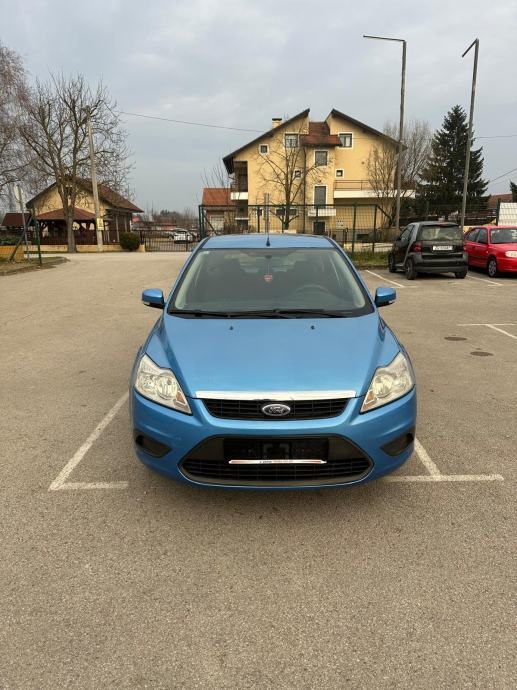 Ford Focus 1,4, fotografija 11