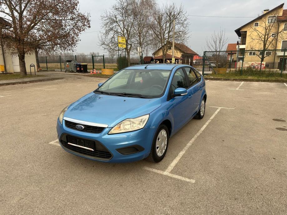 Ford Focus 1,4, fotografija 12