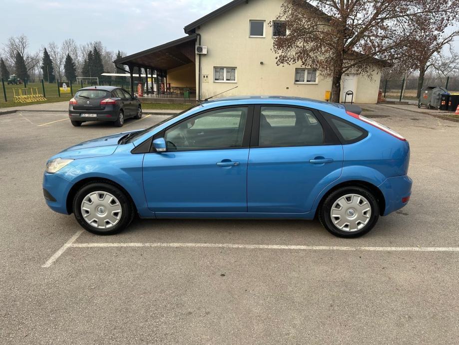 Ford Focus 1,4, fotografija 18