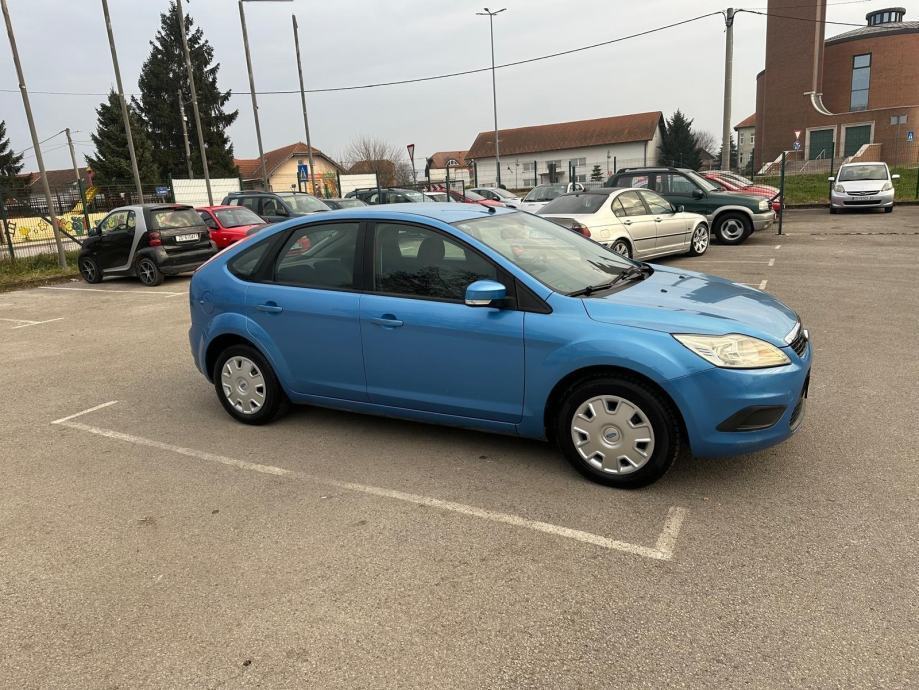 Ford Focus 1,4, fotografija 17