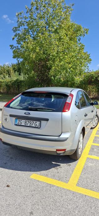 Ford Focus 1.4 ZETEC - SE, fotografija 4