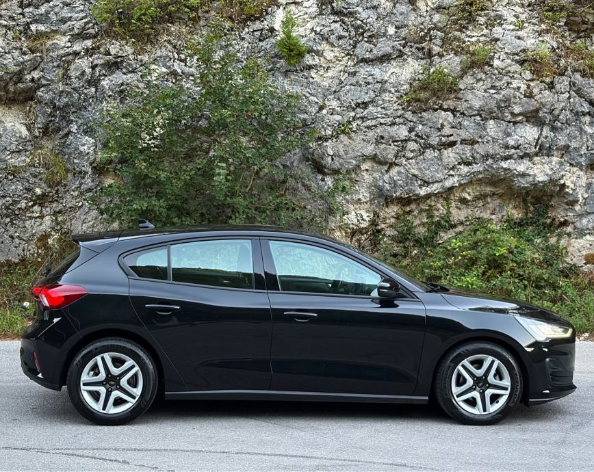 FORD FOCUS 1.5 DIZEL AUTOMATIK 2022 NOVI MODEL, fotografija 5