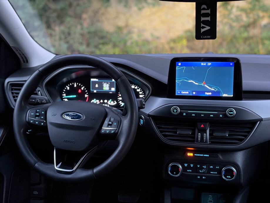 FORD FOCUS 1.5 DIZEL AUTOMATIK 2022 NOVI MODEL, fotografija 12