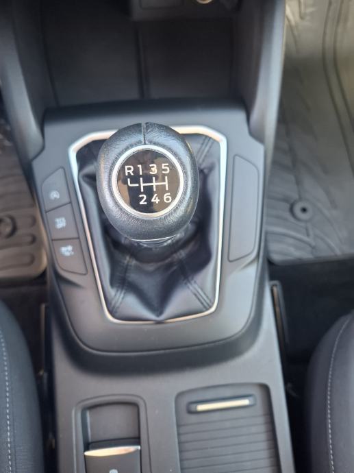 Ford Focus 1,5 EcoBlue-AUT KLIMA-PARK SENZORI-HR AUTO-SERVISNA KNJIGA, fotografija 10