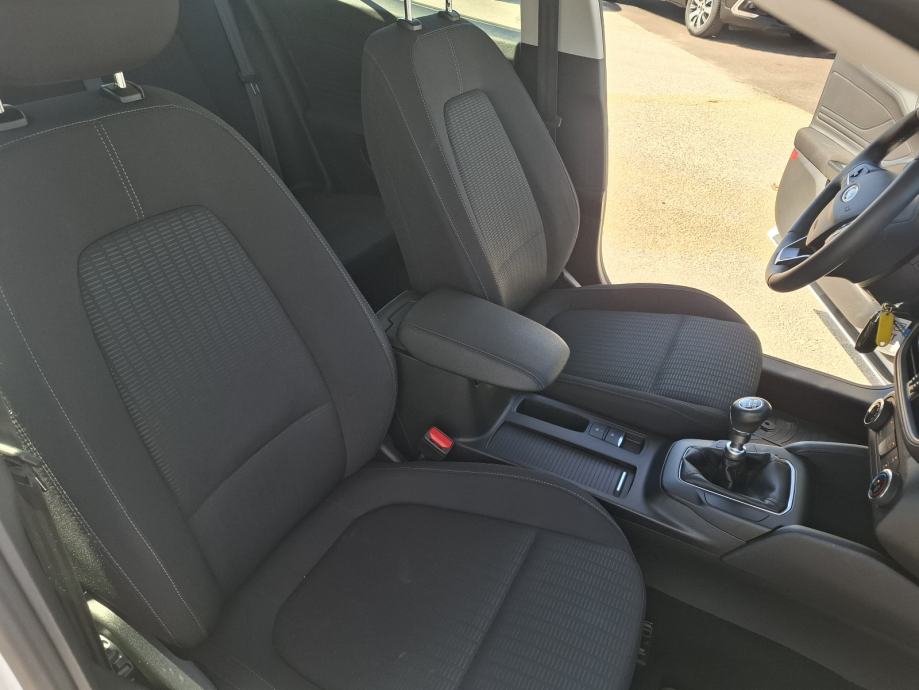 Ford Focus 1,5 EcoBlue-AUT KLIMA-PARK SENZORI-HR AUTO-SERVISNA KNJIGA, fotografija 20
