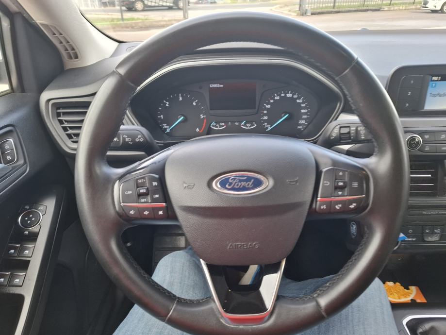 Ford Focus 1,5 EcoBlue-AUT KLIMA-PARK SENZORI-HR AUTO-SERVISNA KNJIGA, fotografija 18