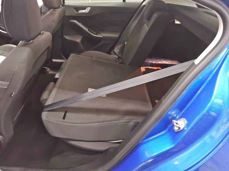 Ford Focus 1.5 EcoBlue Cool&Connect • 360° kamera • ACC, fotografija 12