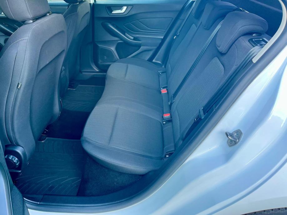 FORD FOCUS 1.5 ECOBLUE • HR AUTO • 1. VLASNIK • U PDV-U • 125tkm, fotografija 12