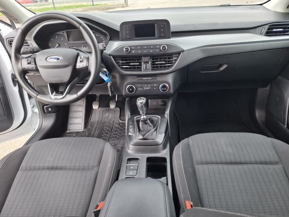 Ford Focus 1,5 EcoBlue -KLIMA-PARK SENZORI -HR AUTO - MOŽE LEASING, fotografija 18
