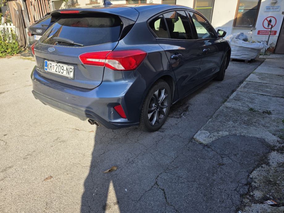 Ford Focus 1,5 S line, fotografija 2