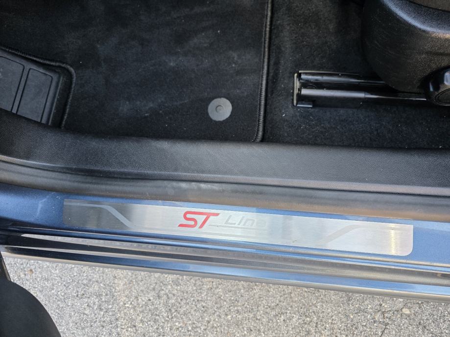 Ford Focus 1,5 S line, fotografija 6