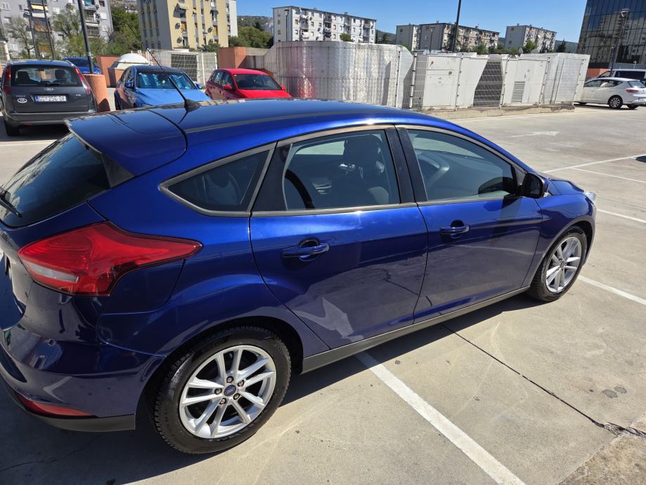 Ford Focus 1,5 TDCi 70kw/95KS registriran do 09/2027, fotografija 3