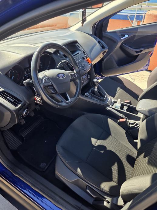Ford Focus 1,5 TDCi 70kw/95KS registriran do 09/2027, fotografija 5