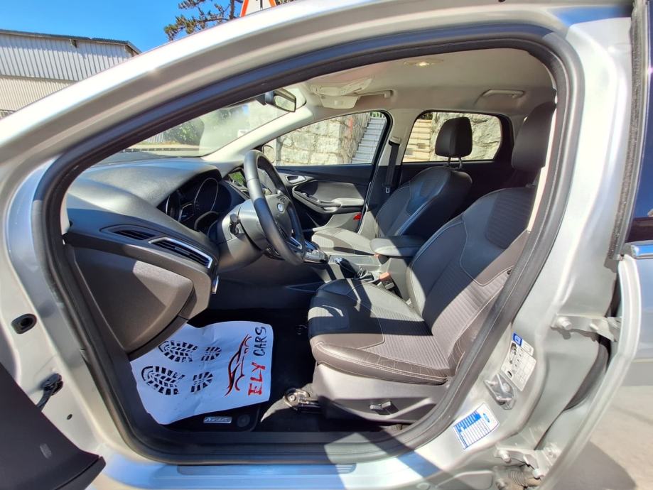 Ford Focus 1,5 TDCi automatik NAVI., fotografija 9