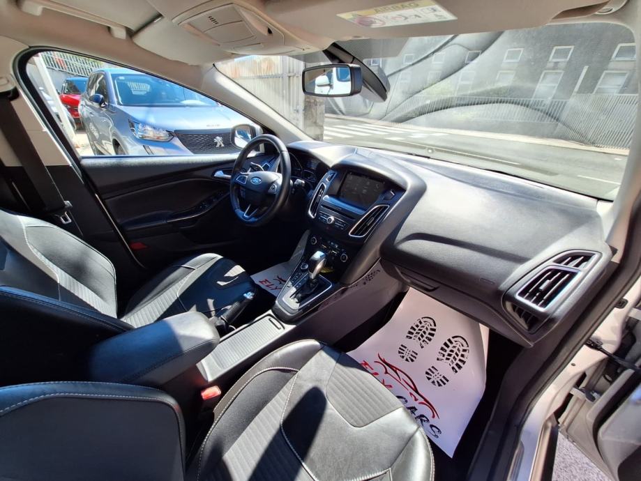 Ford Focus 1,5 TDCi automatik NAVI., fotografija 13