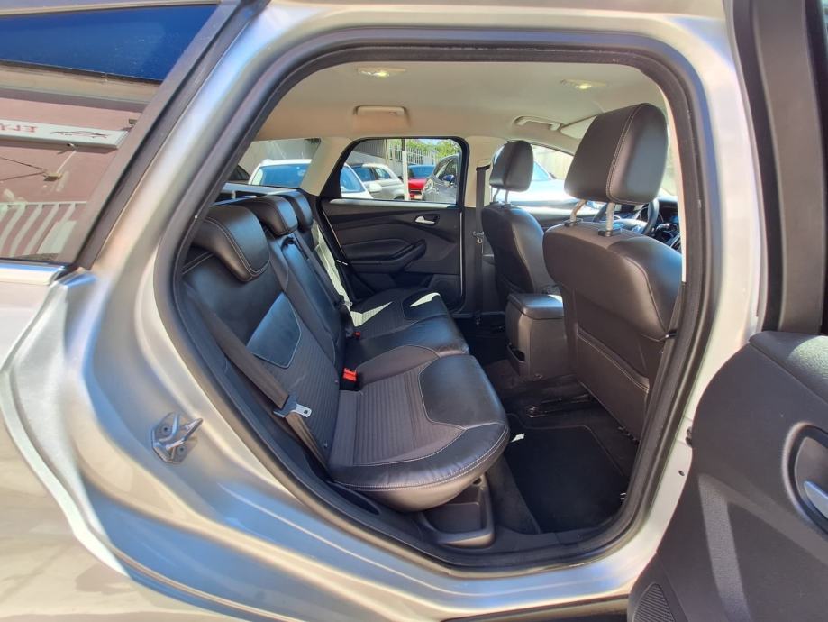 Ford Focus 1,5 TDCi automatik NAVI., fotografija 14