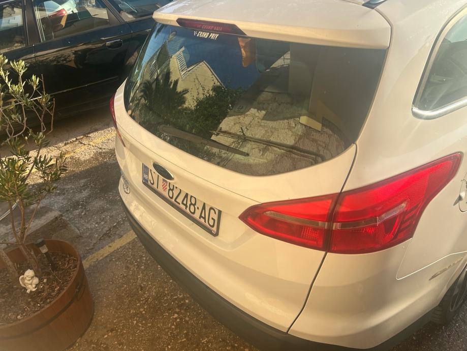 Ford Focus 1,5 TDCi automatik, fotografija 9