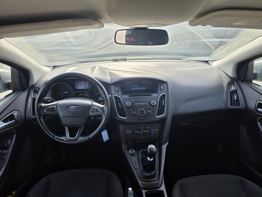 Ford Focus 1,5 TDCi*HR AUTO *SERVISNA *KARTICE 36 RATA*, fotografija 11