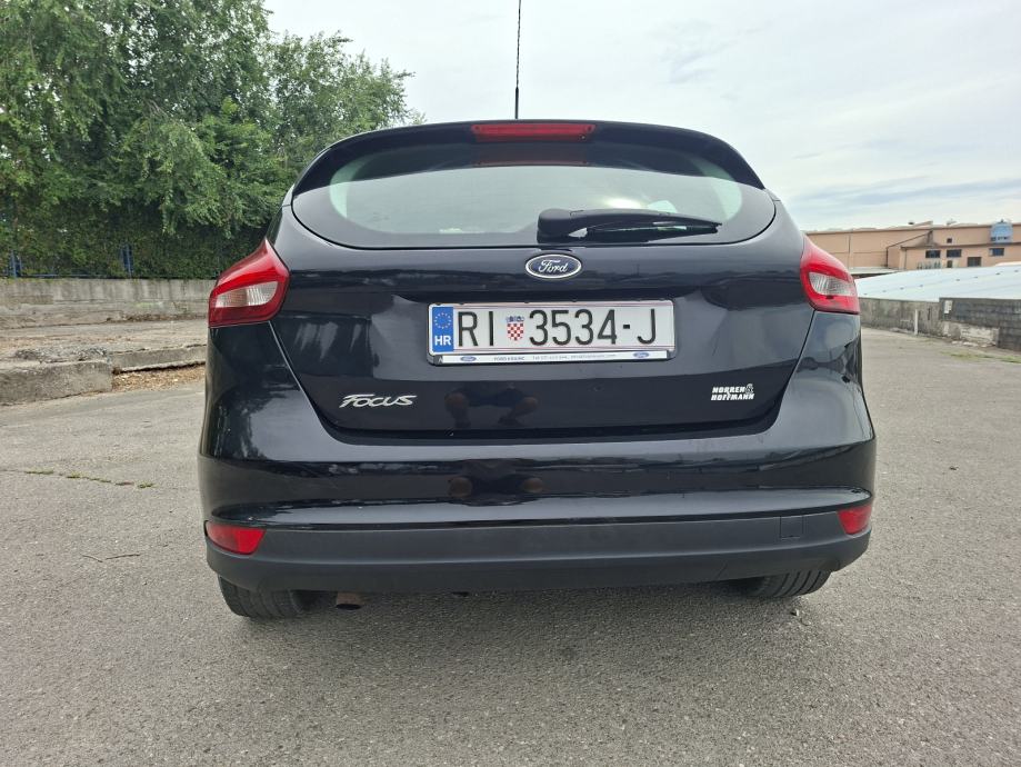 Ford Focus 1,5 TDCi, fotografija 2