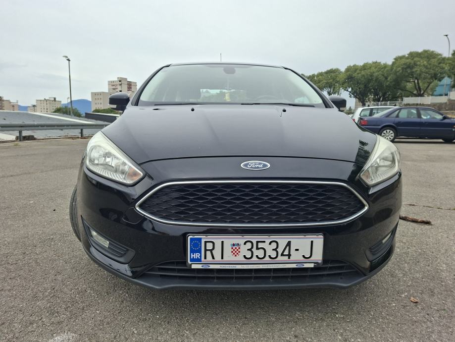 Ford Focus 1,5 TDCi, fotografija 4