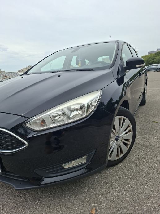 Ford Focus 1,5 TDCi, fotografija 5