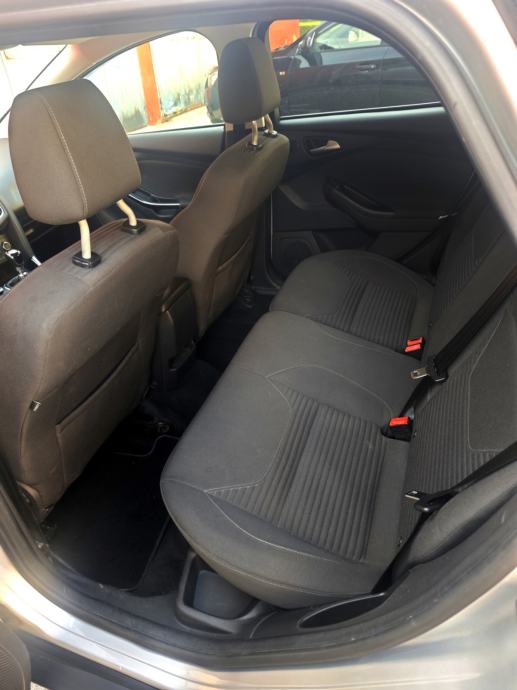 Ford Focus karavan 1,5 TDCi, Titanium, 1. vlasnik, nije uvoz, fotografija 9