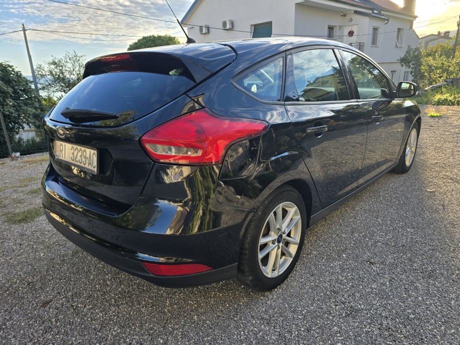 Ford Focus 1,5 TDCi, pogled izvana - slika 4